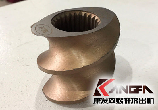 康發(fā)雙螺桿擠出機新一代螺紋套現(xiàn)已批量生產(chǎn)，請認(rèn)準(zhǔn)scjx激光防偽商標(biāo)。