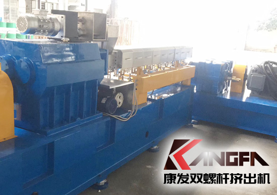 性價比更勝一籌的全新一代康發(fā)sjsh系列雙螺桿混煉擠出機。