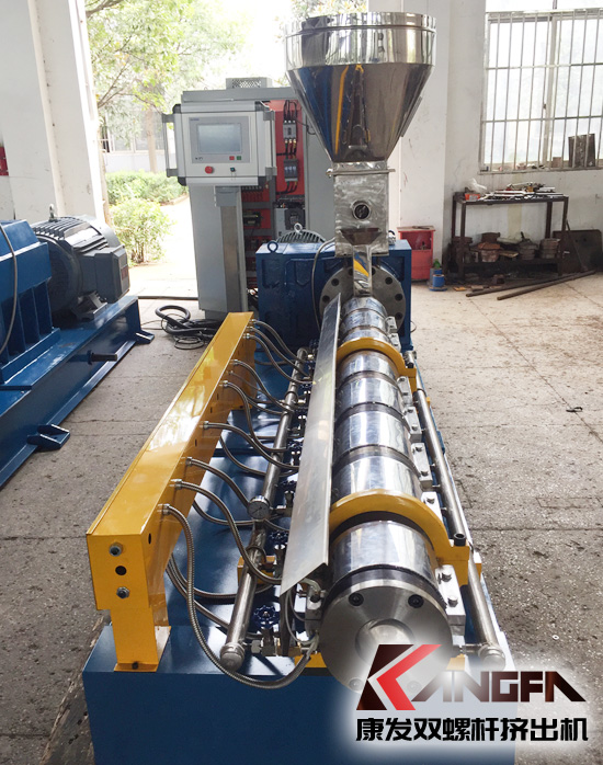 提高自主研發(fā)能力，享有自主知識產(chǎn)權(quán)，國內(nèi)雙螺桿擠出機(jī)設(shè)備與海外市場未來可期