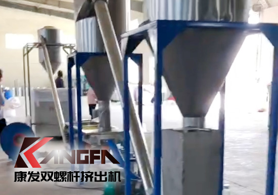 提升公司服務(wù)形象及品質(zhì)，不斷改善產(chǎn)品和服務(wù)質(zhì)量，促進(jìn)雙方保持長期合作關(guān)系！康發(fā)雙螺桿擠出機(jī)新疆烏魯木齊某客戶服務(wù)回訪！