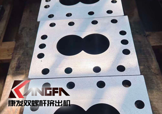 從輸送機理、工藝及配方、螺桿組合、混煉塑化能力及應(yīng)用等方面具體比較單、雙螺桿擠出機區(qū)別