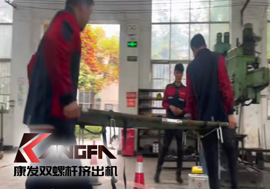 強(qiáng)化公司應(yīng)急預(yù)案，保障措施落實！23年南京康發(fā)雙螺桿擠出機(jī)公司機(jī)械傷害事故應(yīng)急演練再次舉行