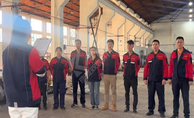 人人講安全，個(gè)個(gè)會(huì)應(yīng)急！南京康發(fā)雙螺桿擠出機(jī)開(kāi)展《觸電傷害應(yīng)急預(yù)案演練》取得圓滿成功