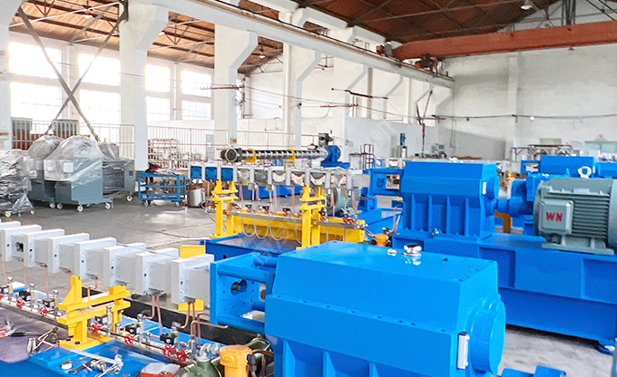 材料加工需求不斷升級，戰(zhàn)略性新興產(chǎn)業(yè)快速發(fā)展！雙螺桿擠出機(jī)市場規(guī)模不斷擴(kuò)大