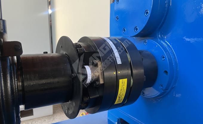 新年伊始，康發(fā)雙螺桿擠出機(jī)成功裝車發(fā)貨，助力客戶生產(chǎn)效率再上新臺(tái)階