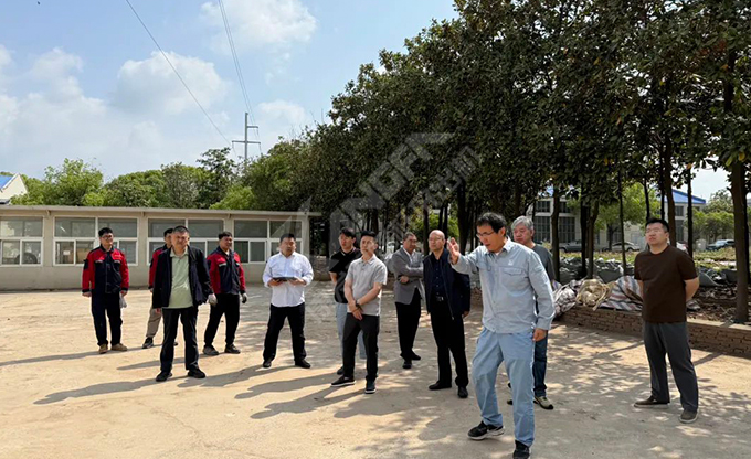 中石化相關公司、康發(fā)雙螺桿擠出機與新疆鵬安能源科技有限責任就關于廢塑料分選技術合作洽談